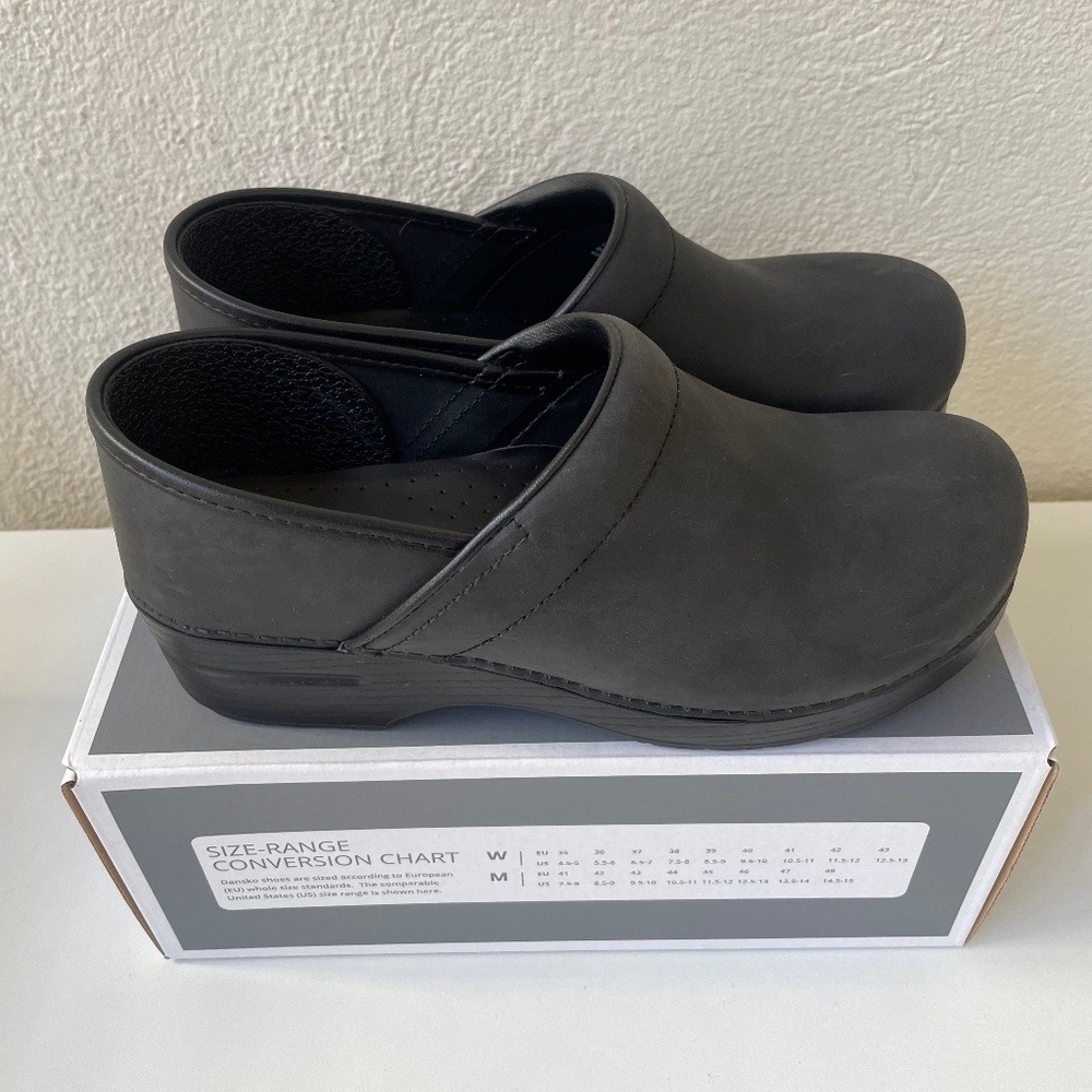 Dansko Women's Professional Black Oiled Clog